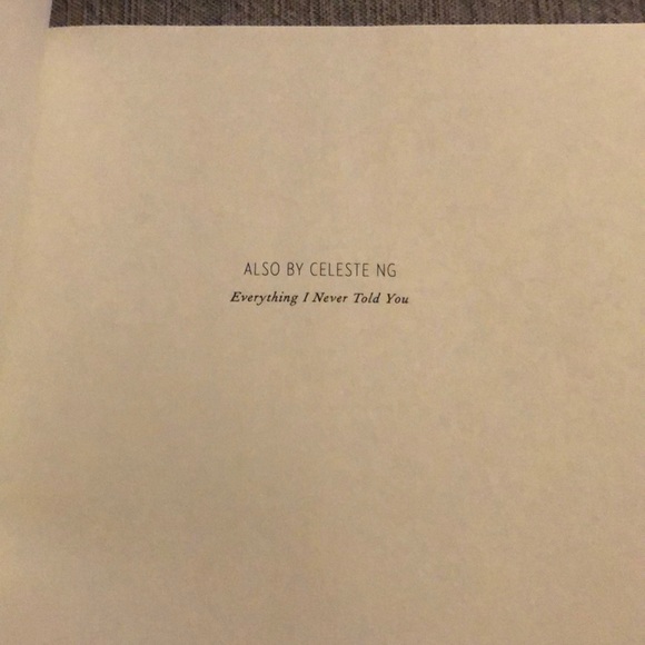 Book Little Fires Everywhere by Celeste Ng - Picture 2 of 4